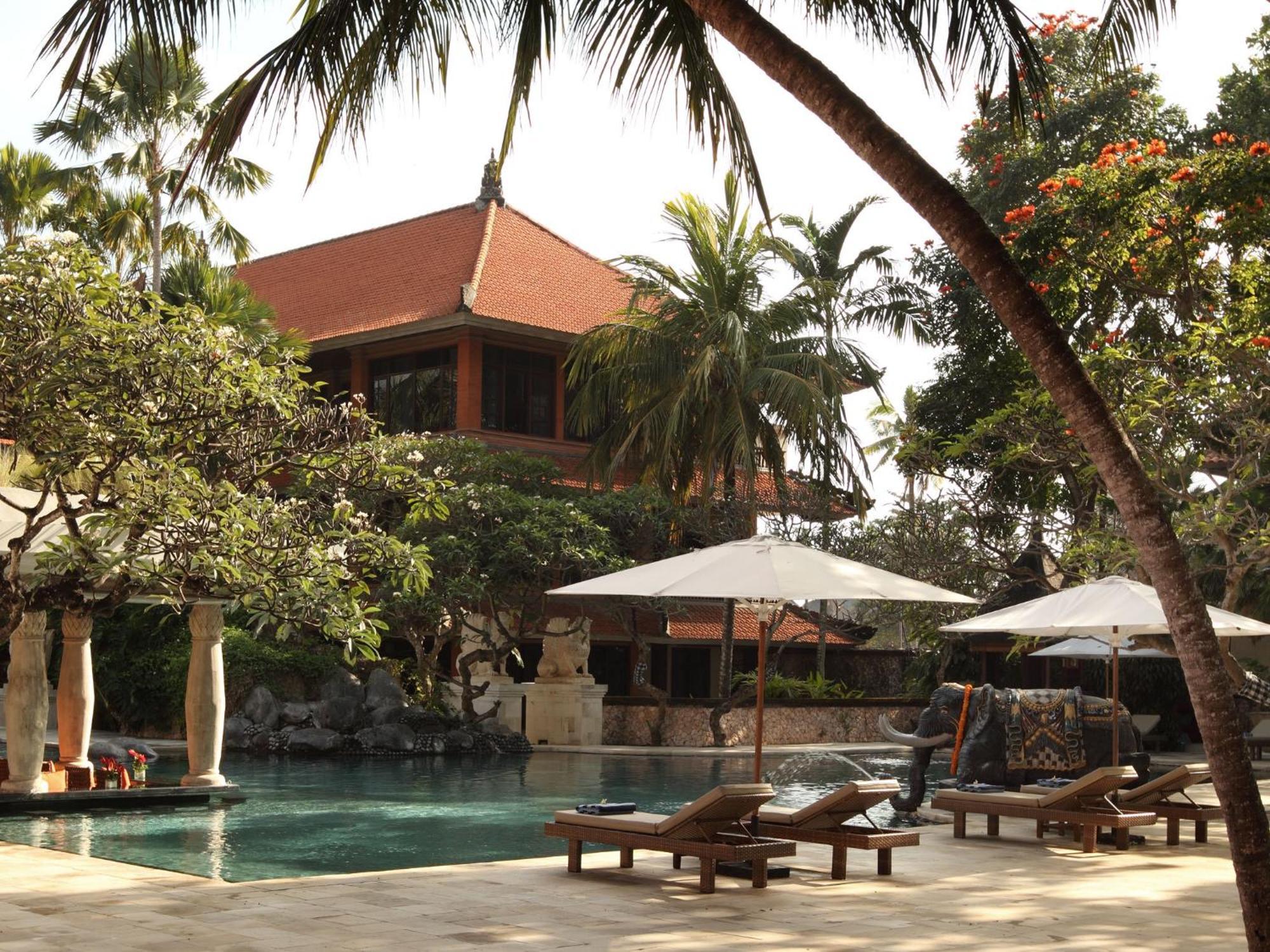 ปุรีซานเตรียนบีชรีสอร์ทแอนด์สปา ซานูร์ ภายนอก รูปภาพ